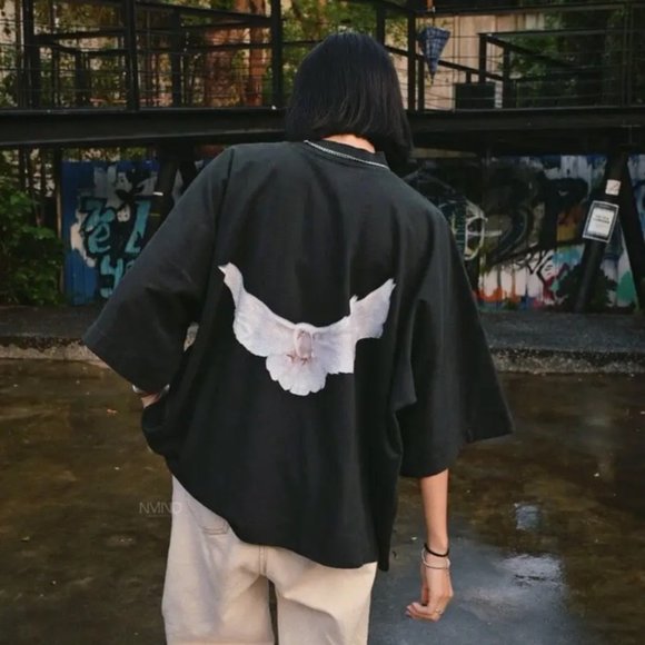 YZY GAP Engineered by BALENCIAGA Charcoal Sweatshirt Tee w/Dove - Picture 1 of 7